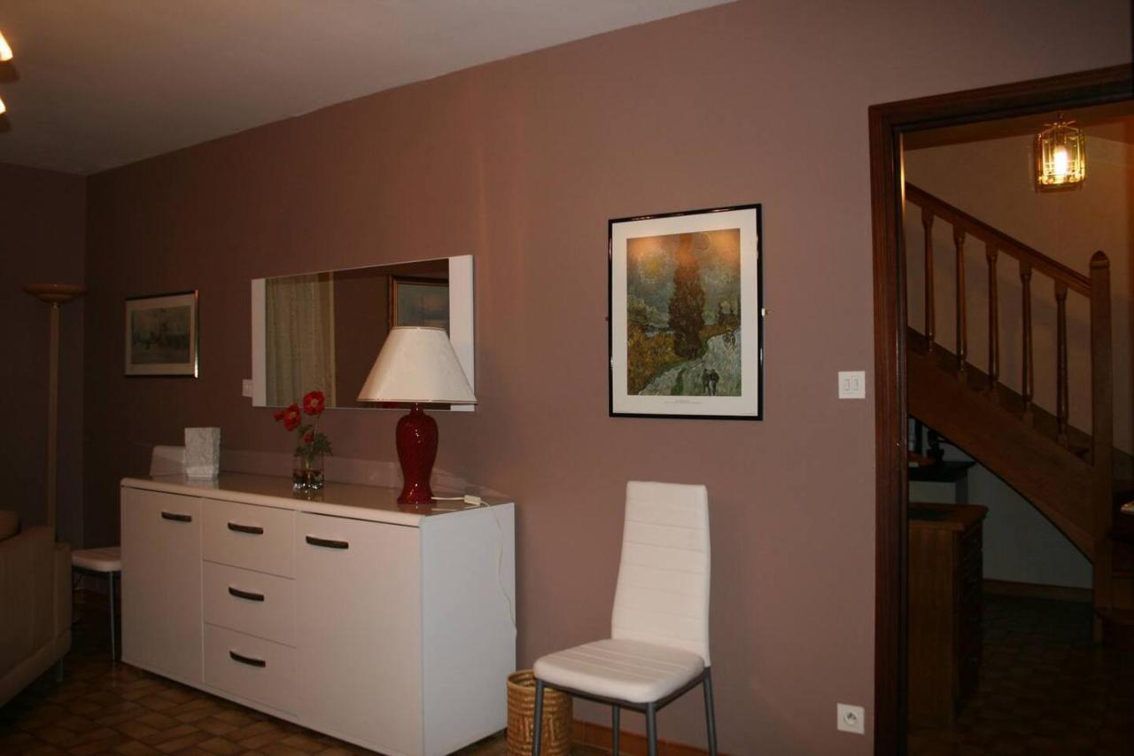 1 Bedroom House 20Min Walk To Centre In Турню Екстер'єр фото